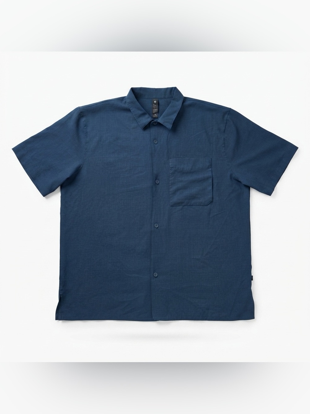 Lululemon Navy Blue Short Sleeve Button-Down Shirt (Men's Size XXL)